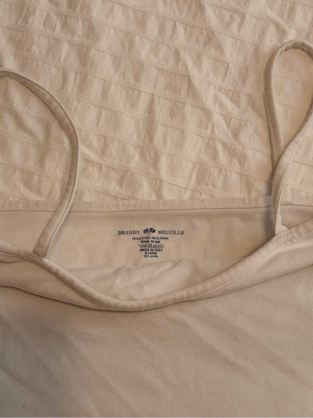 Brandy Melville Cropped Tank Duo - Black and White - Picture 4 of 5